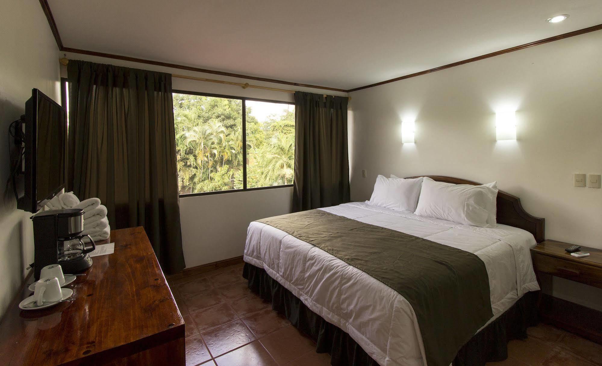 Copacabana Hotel And Suites (Adults Only) Jacó Eksteriør billede